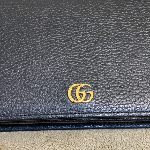 Gucci wallet on chain, nearly new, no flaws. Box included - Picture 4 of 6